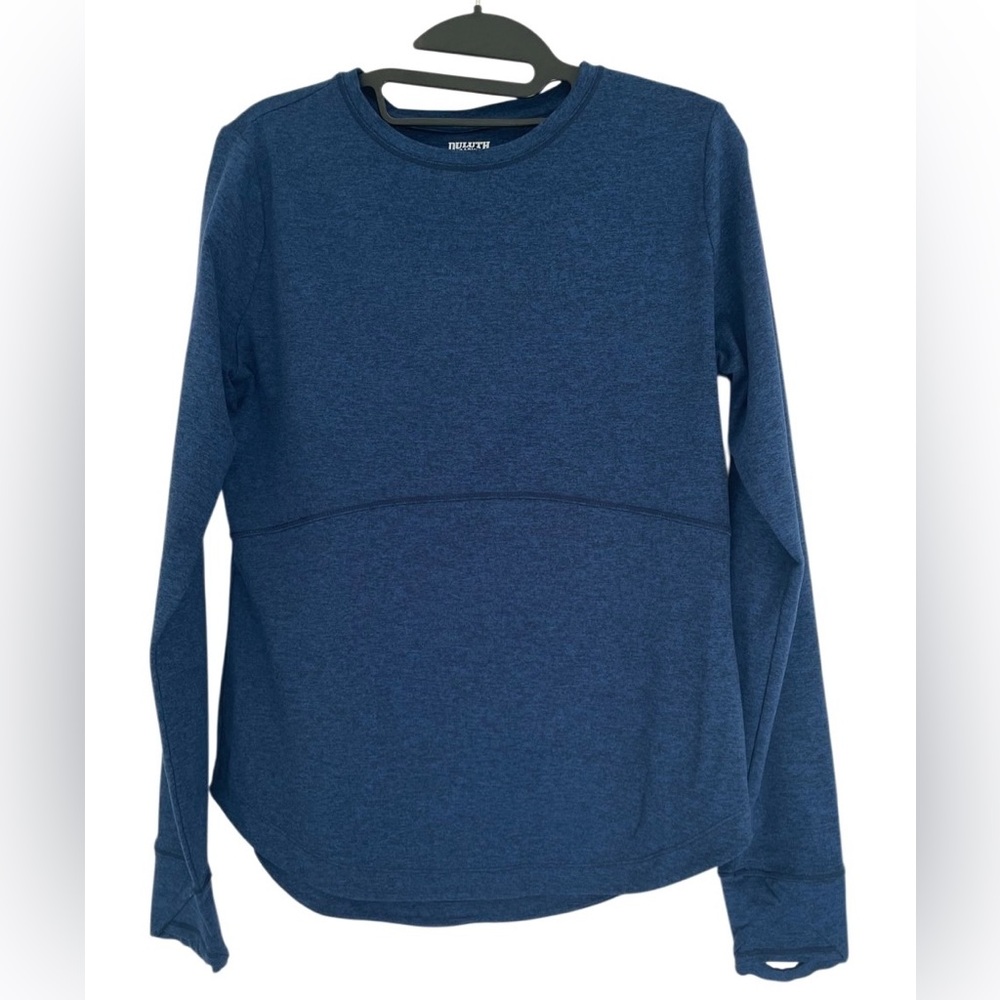 Deluth Trading Women’s Athletic Blue Long Sleeve Top